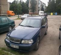 mano Volvo V70