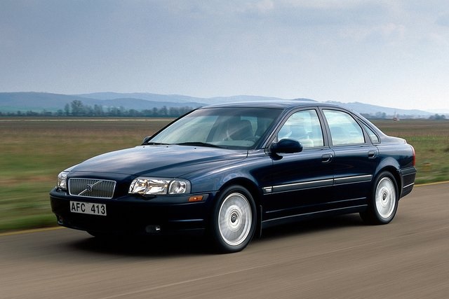 www.autovikingai.lt/tmp/volvo_s80.jpg